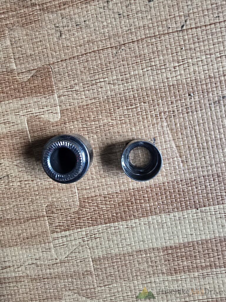 Twee adapters van de Zwift Cog voor verschillende trainers