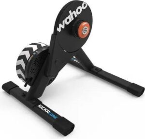 Wahoo KICKR Core 2 smart trainer met Zwift Cog en Click